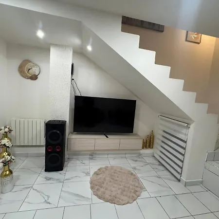 Maison Exceptionnelle Holiday home Limeil-Brevannes